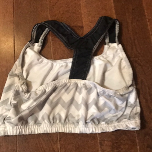 Cheer sports bra - Picture 3 of 3